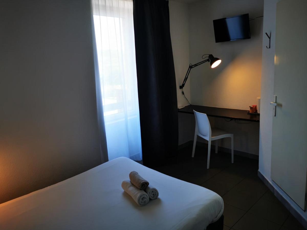Hotel Le Ponson Aubenas Eksteriør bilde