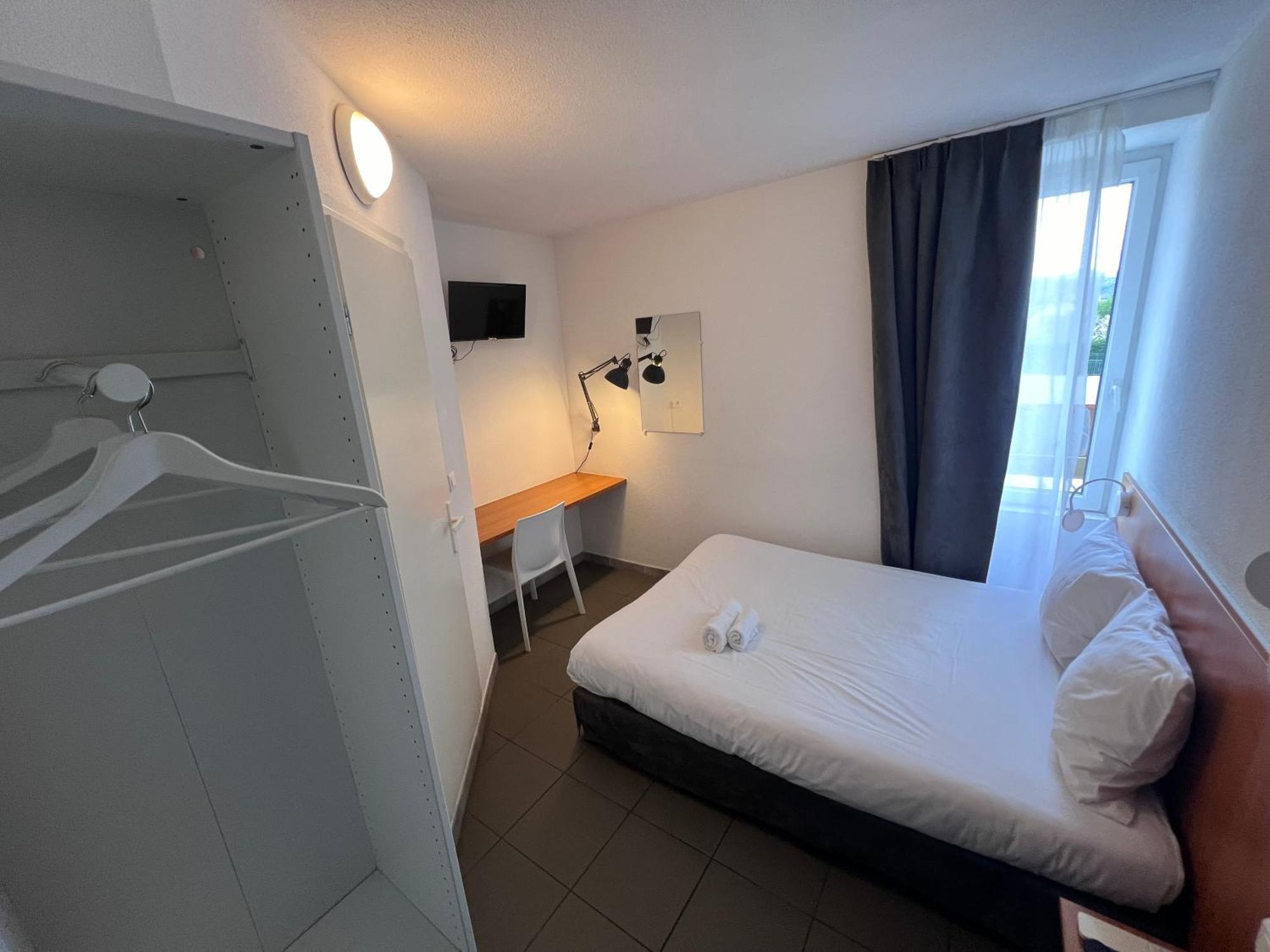 Hotel Le Ponson Aubenas Eksteriør bilde