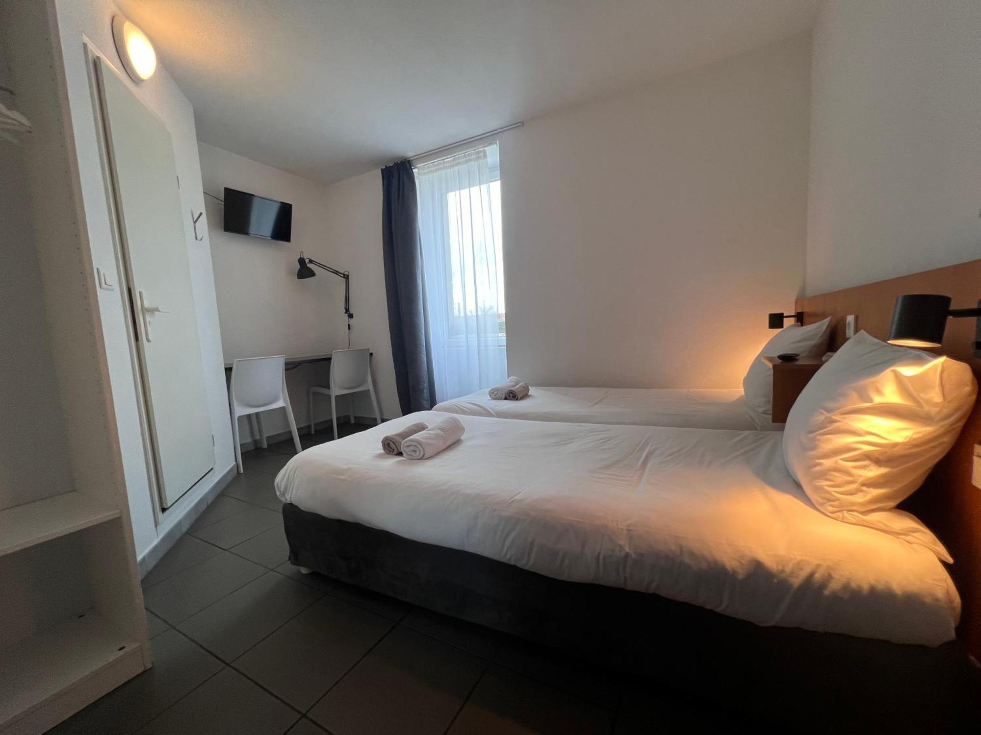 Hotel Le Ponson Aubenas Eksteriør bilde