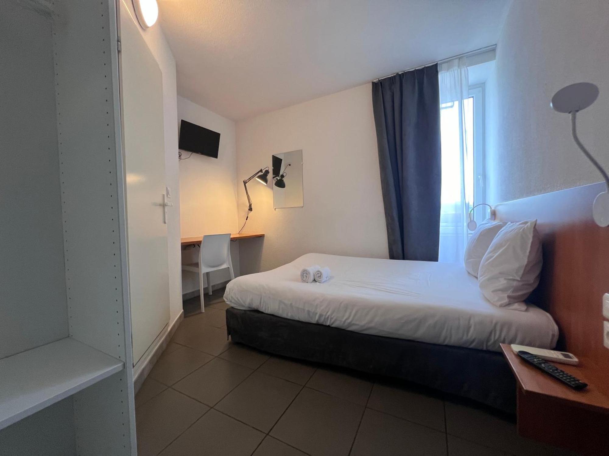 Hotel Le Ponson Aubenas Eksteriør bilde