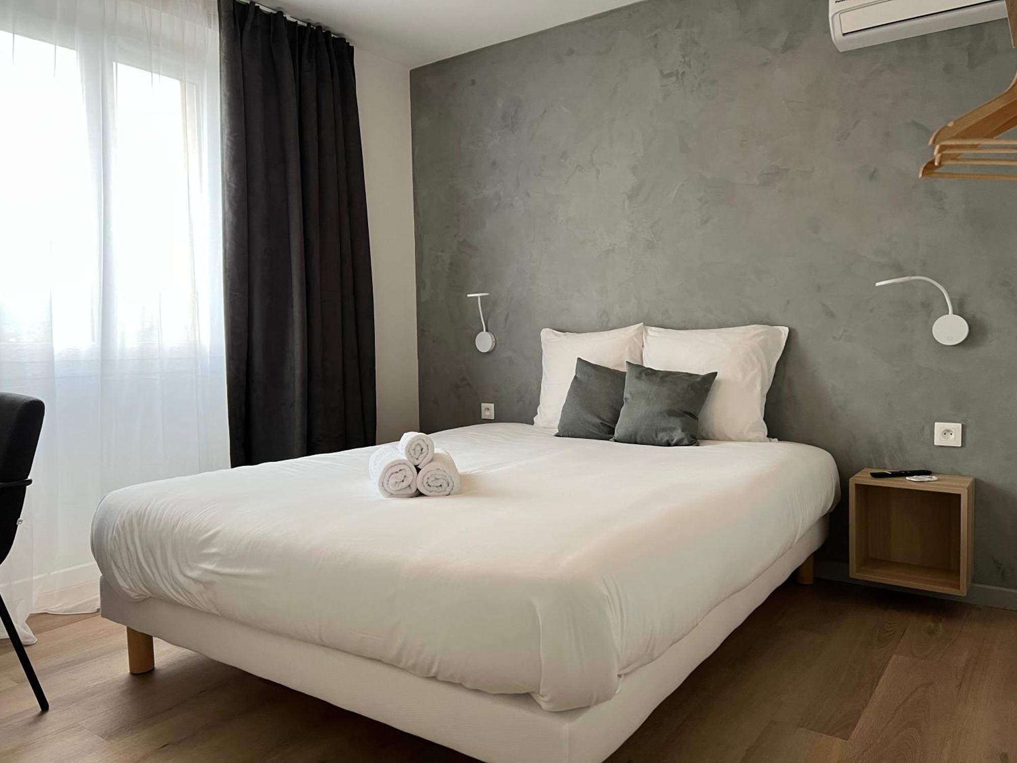Hotel Le Ponson Aubenas Eksteriør bilde